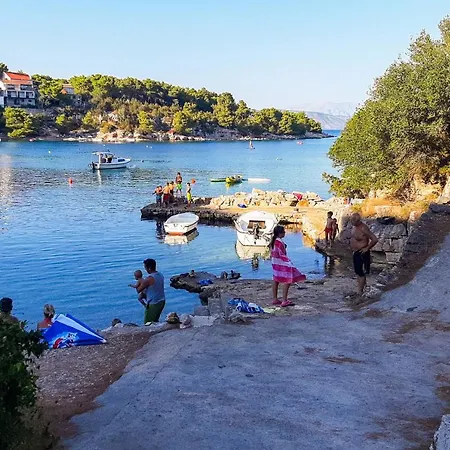 By The Sea Basina, Hvar - 11817 *