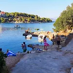 By The Sea Basina, Hvar - 11817 *